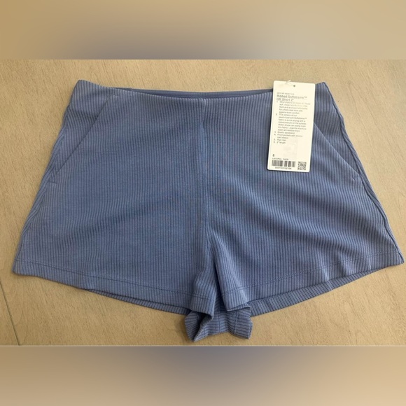 Lululemon Ribbed Softstreme High-Rise Short - Picture 1 of 4